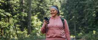 woman on phone 