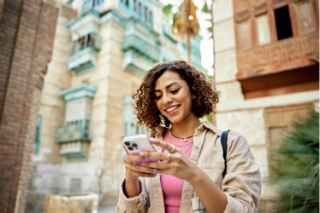 lady on smartphone